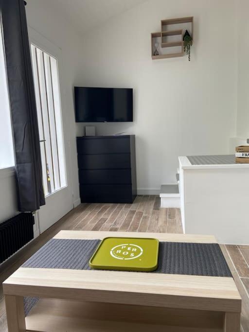 Appartement Cosy Avec Jardin En Centre-Ville Perros-Guirec Exterior foto
